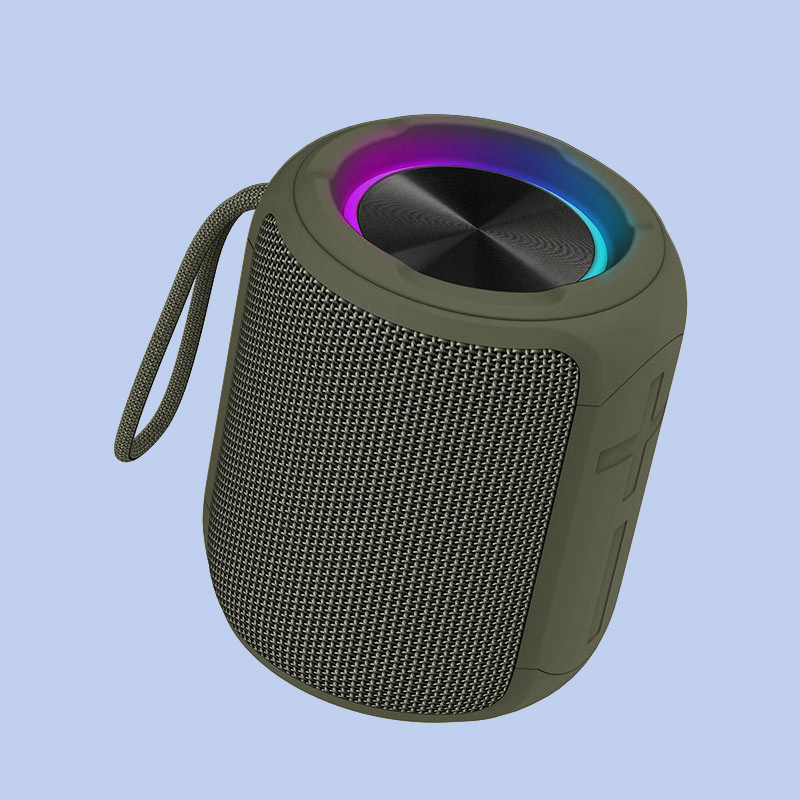 Waterproof Wireless Outdoor Speakers ABS TPU Fabric With Battery Capacity 3.6V 2500mAh