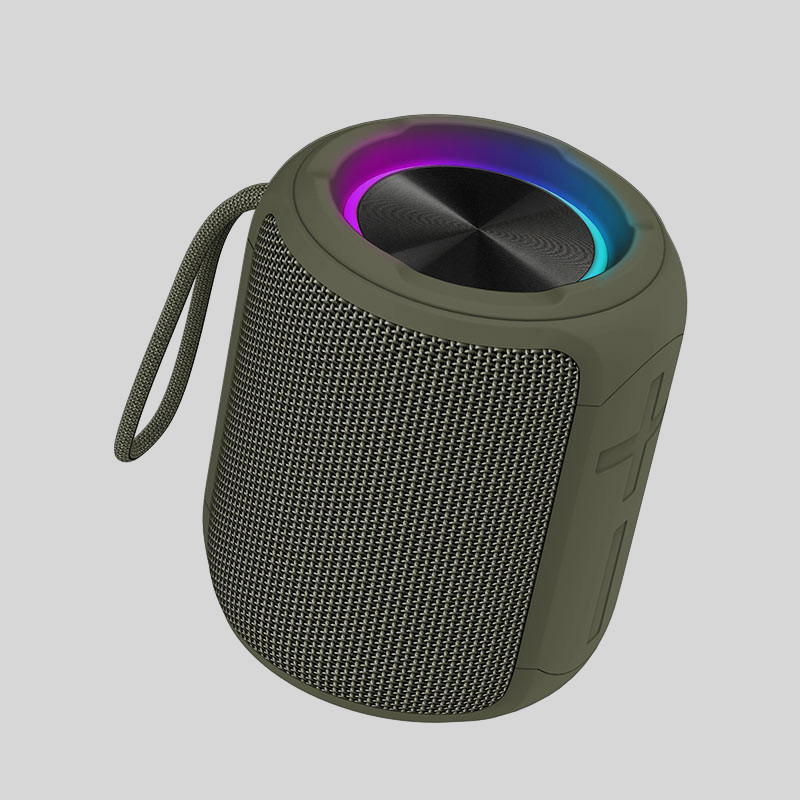16W Wireless Outdoor Speakers L9.4*W9*H11 CM For Effective Sound